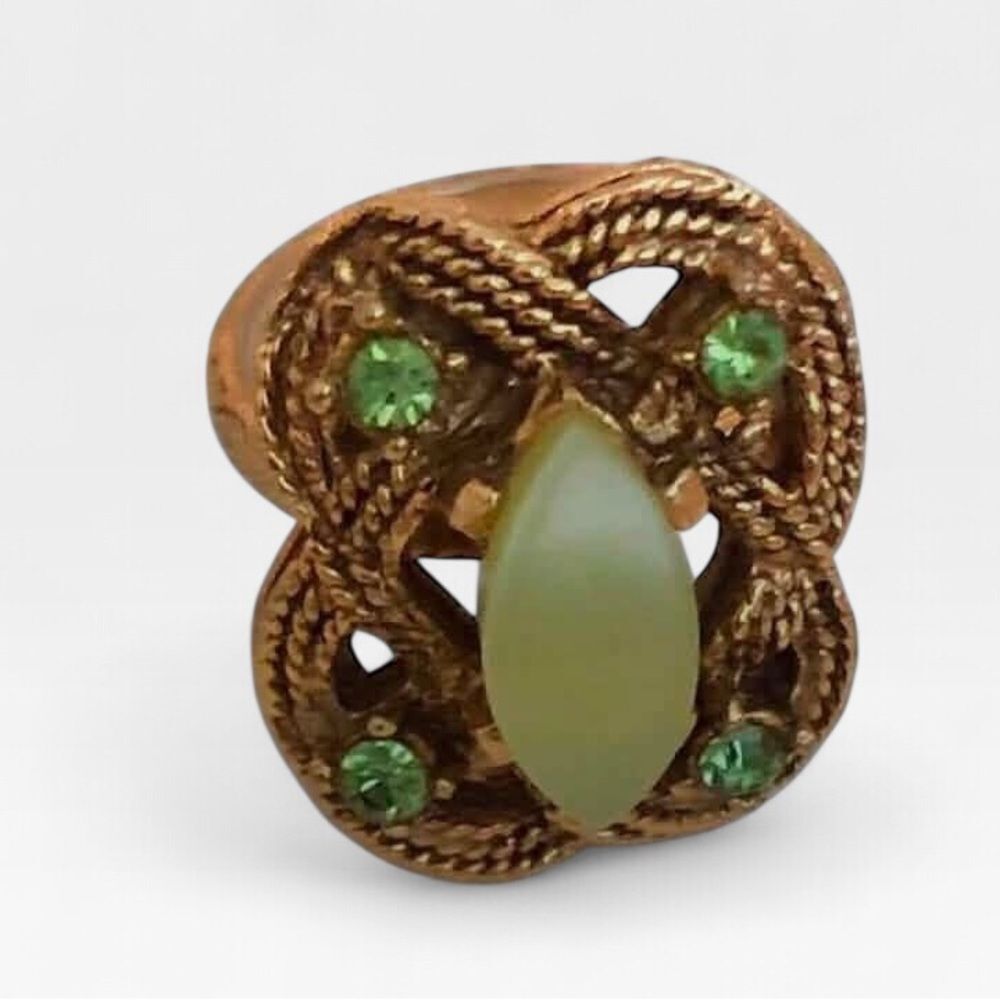 ⭐️BOGO⭐️ Vintage Thermoset Rhinestone Adjustable Ring